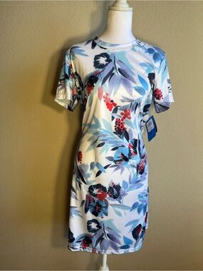 Columbia Omni/Shade Floral Dress.  NWT with Blue, Light Blue & Purple Print